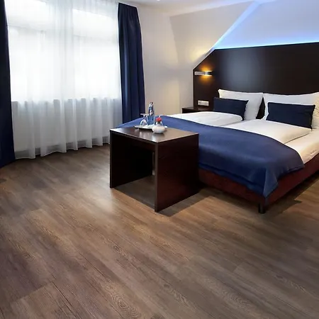 Bed & Breakfast Schlotzeria Hotel I Cafe I Eis 3*
